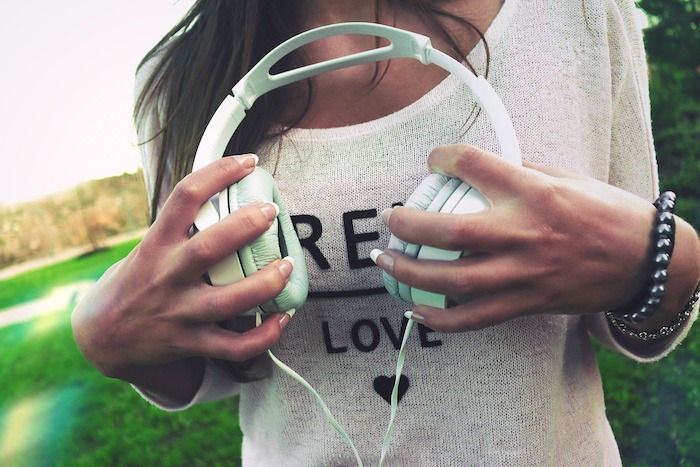 A Quick Look at Music Recommendation Technology