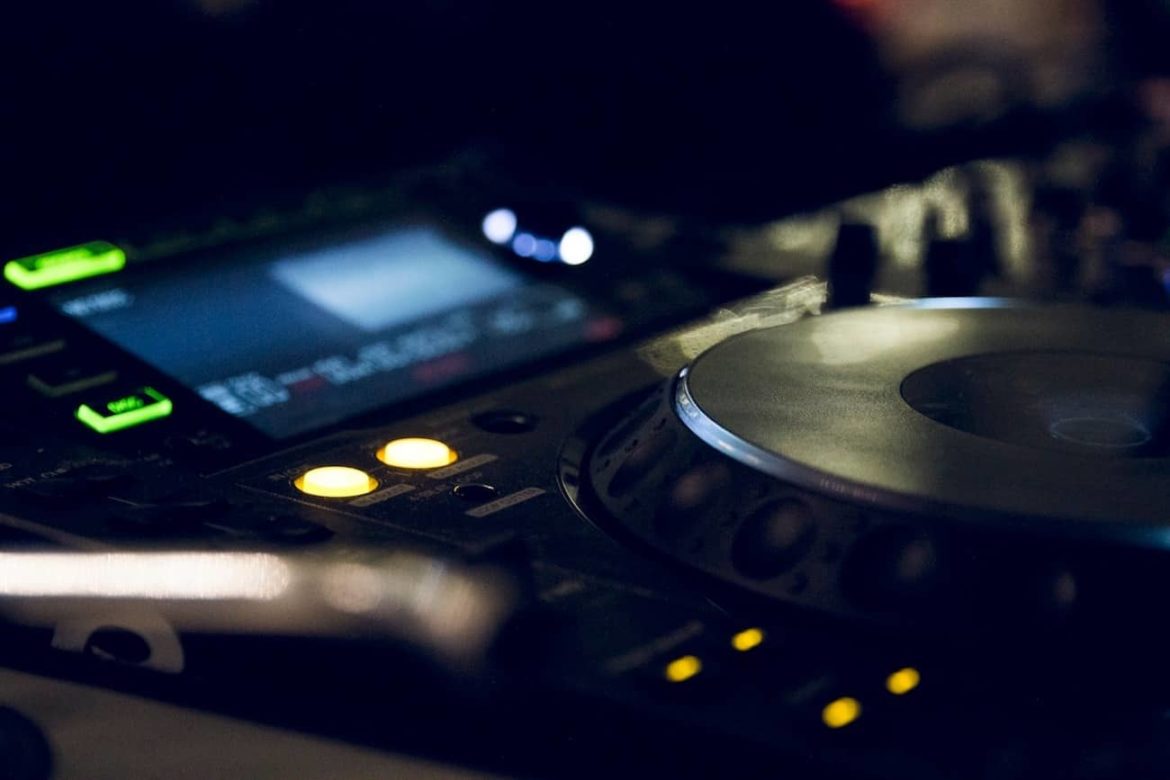 Projecting Trends: Moving Beyond the Static Music Experience