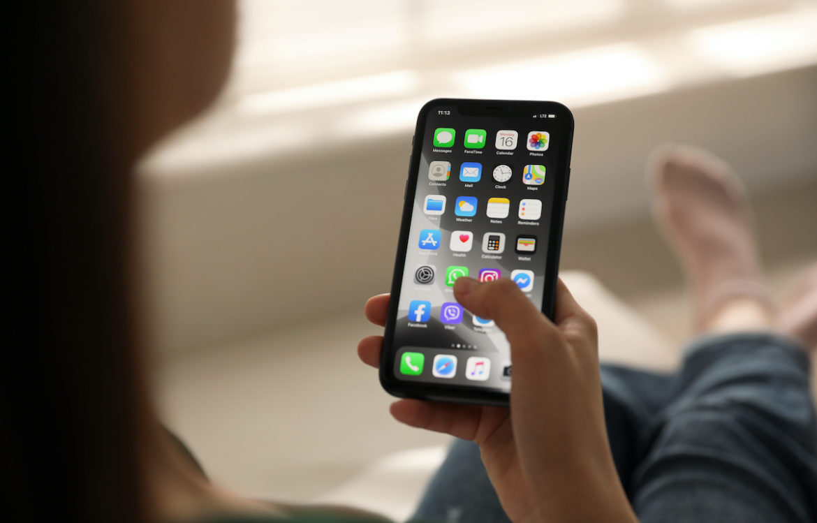 Negotiating Deals in the App Sync Licensing Market
